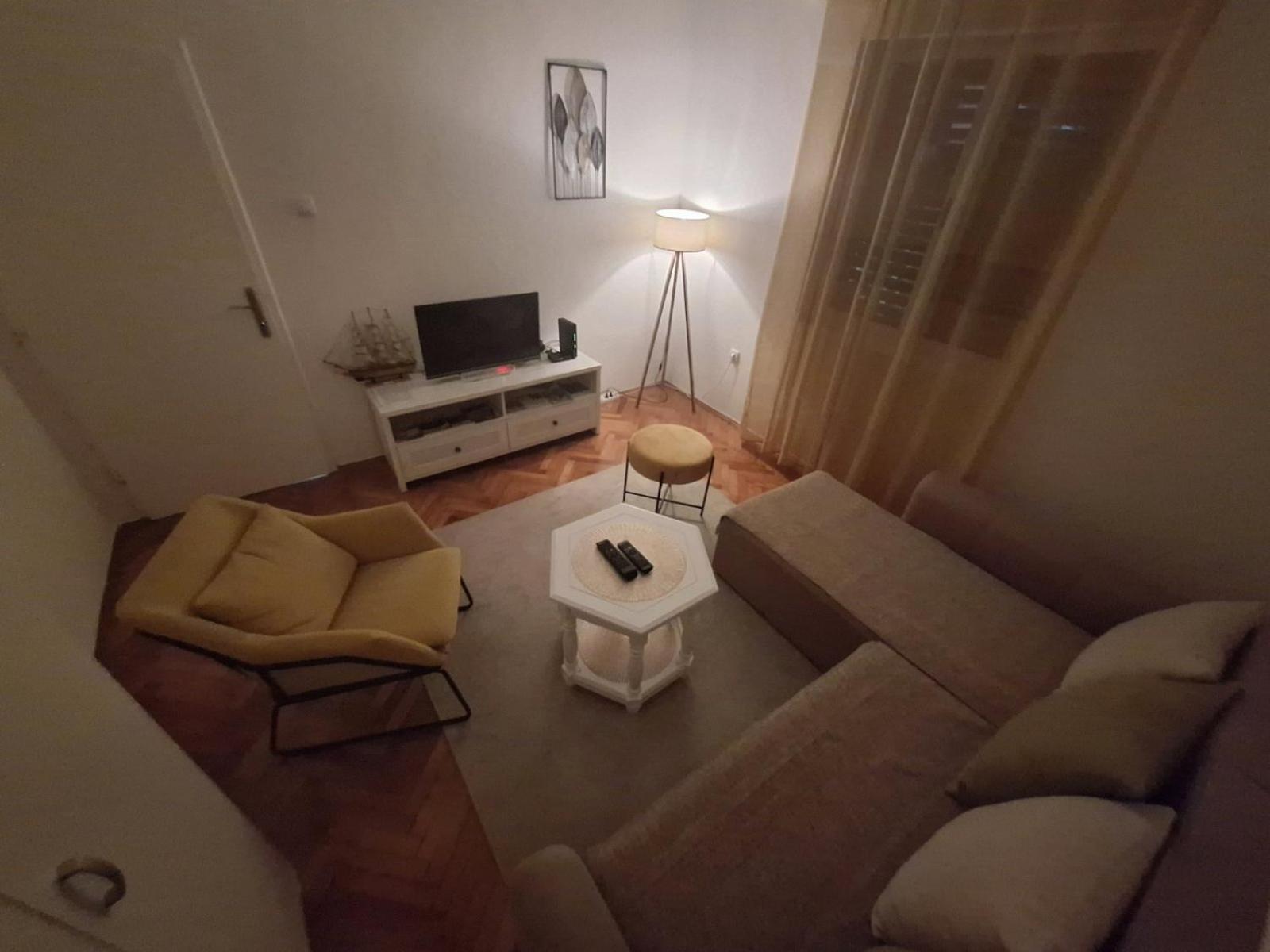 Red House Apartment Kotor Luaran gambar