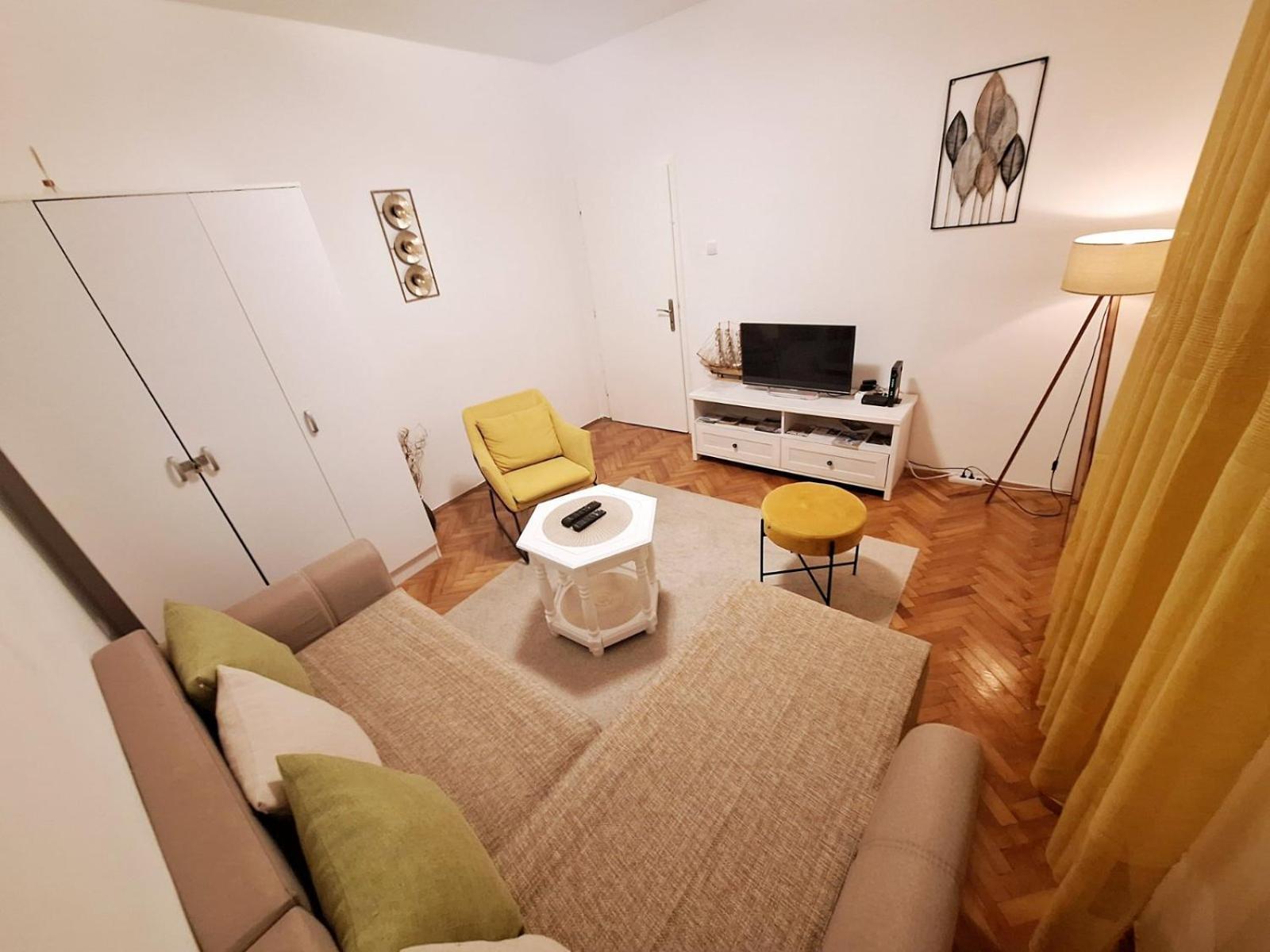 Red House Apartment Kotor Luaran gambar