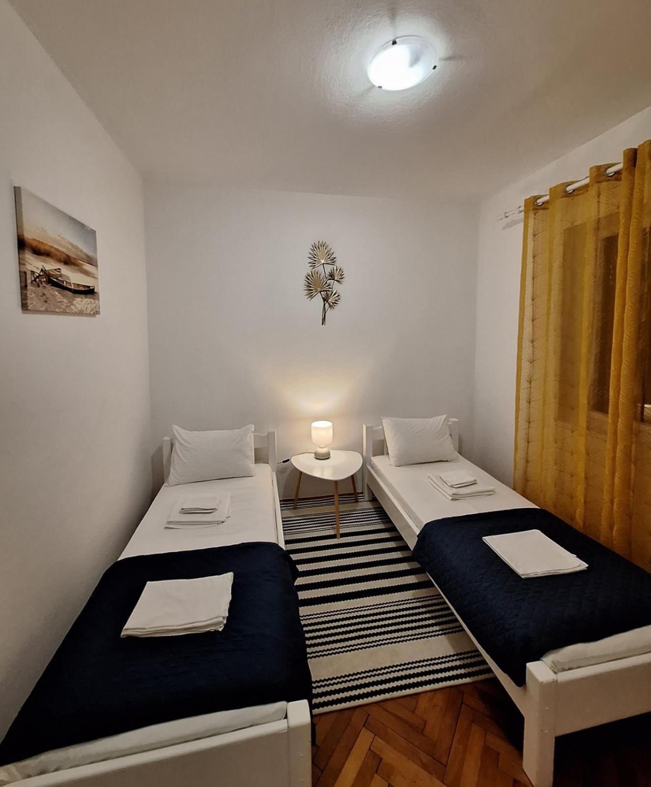 Red House Apartment Kotor Luaran gambar