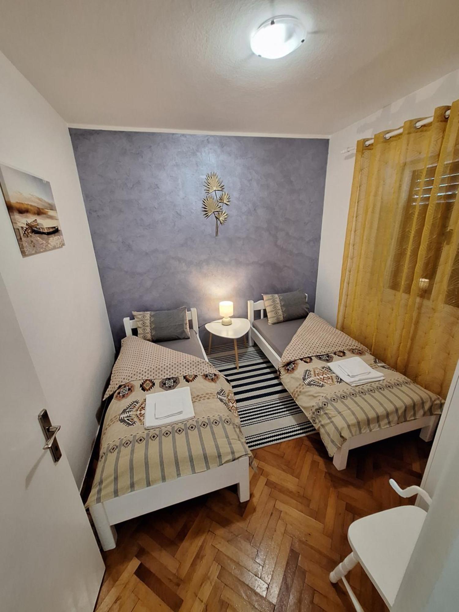 Red House Apartment Kotor Luaran gambar